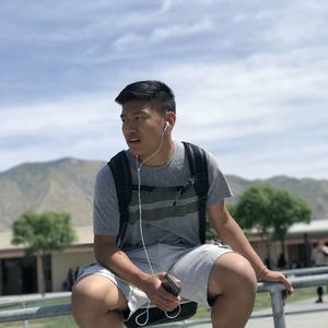 Meet your Posher, Alex